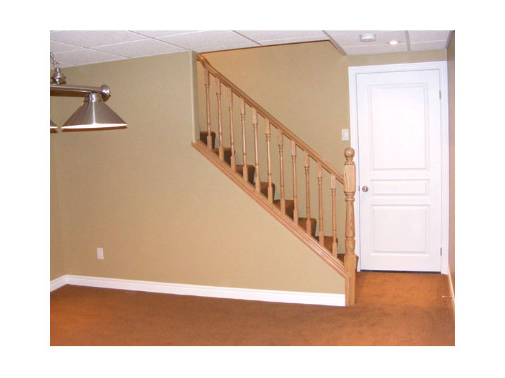 Oak railing & spindles for basement stairs