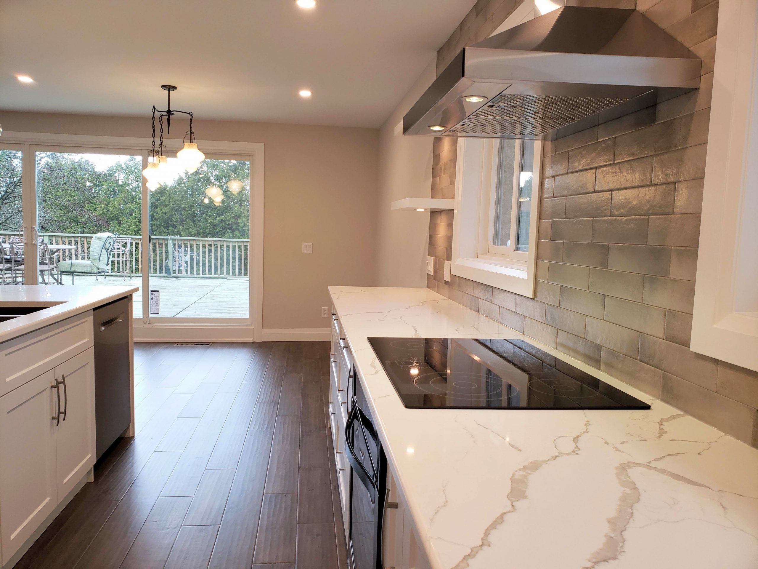 White quartz countertops