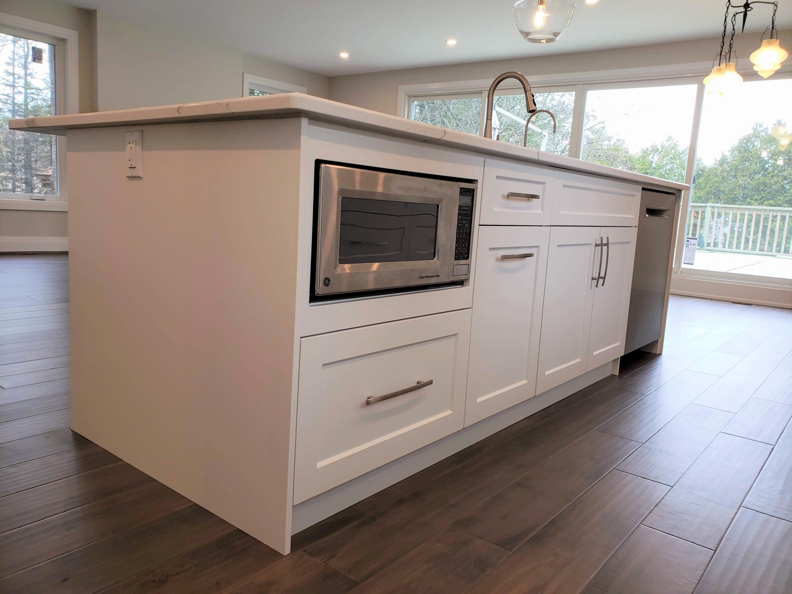 White shaker cupboard panels
