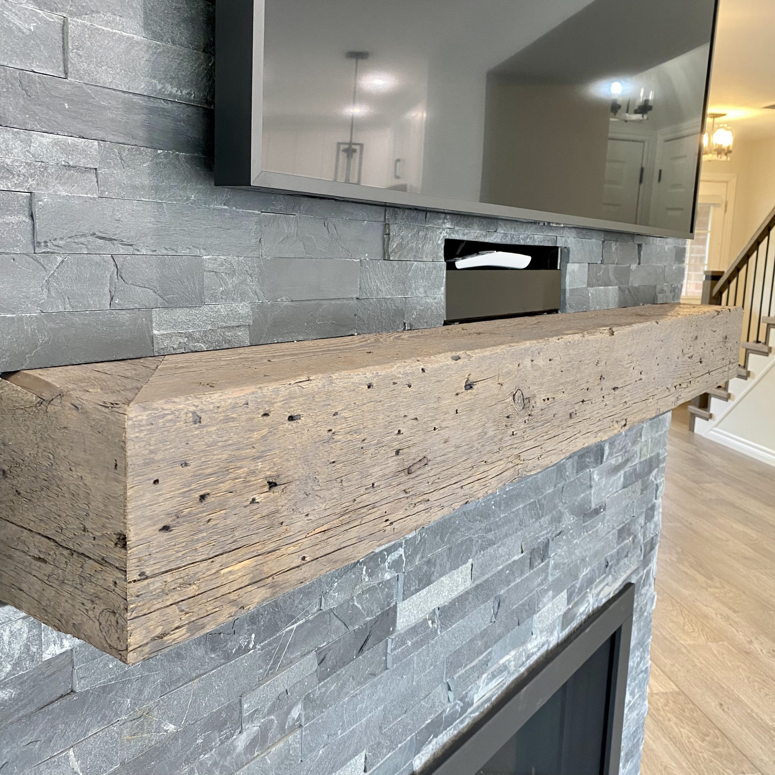 Barn beam mantle