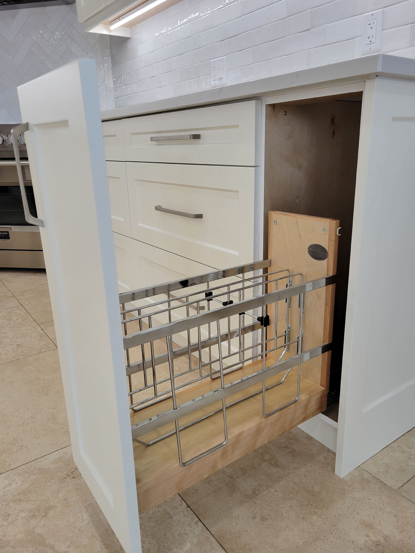 Desai,-Meera-&-Nimesh-Kitchen-17